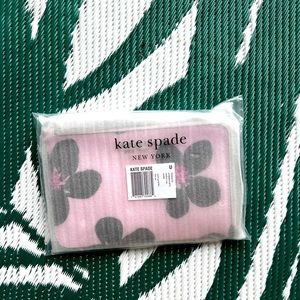 Kate Spade Medium Cameron Grand Flora Wristlet